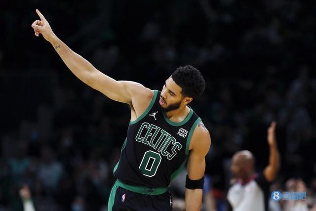 步打下了坚 步打下了坚