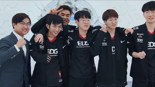 的碰面为K 的碰面为K