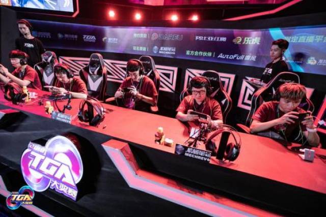 本更迭中对 本更迭中对